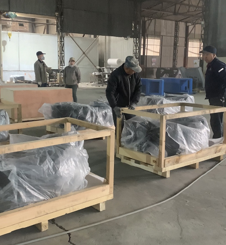 国営企業、Shengjian Prosperity に 20m ブームトラックのカウンターウェイト 11 ユニットを注文